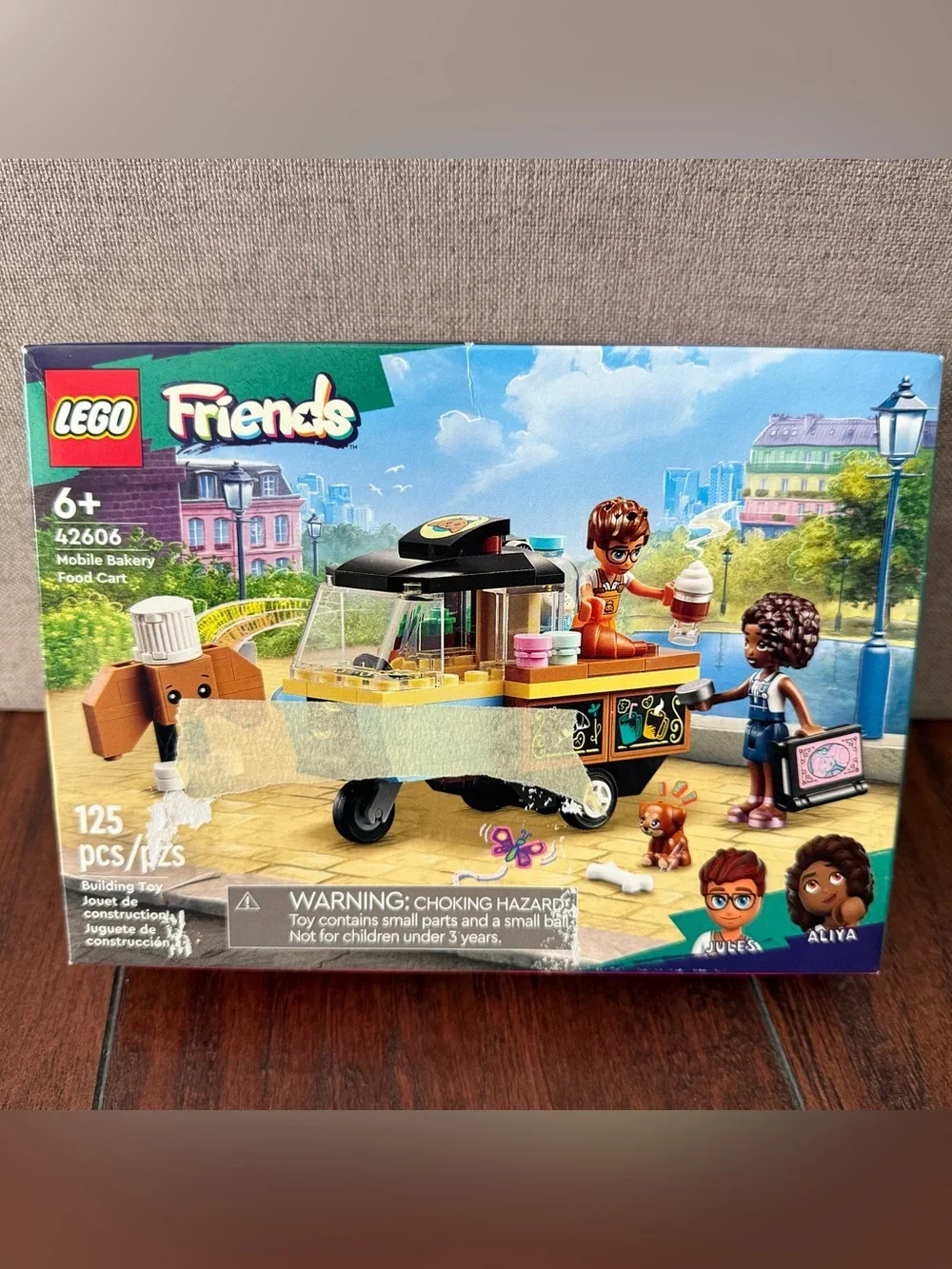 LEGO Friends Mobile Bakery Food Cart 42606 New 125 Pieces